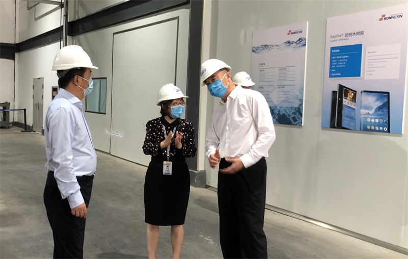 陜西省省長(zhǎng)劉國(guó)中、西安市市長(zhǎng)李明遠(yuǎn)一行調(diào)研高陵藍(lán)曉產(chǎn)業(yè)園