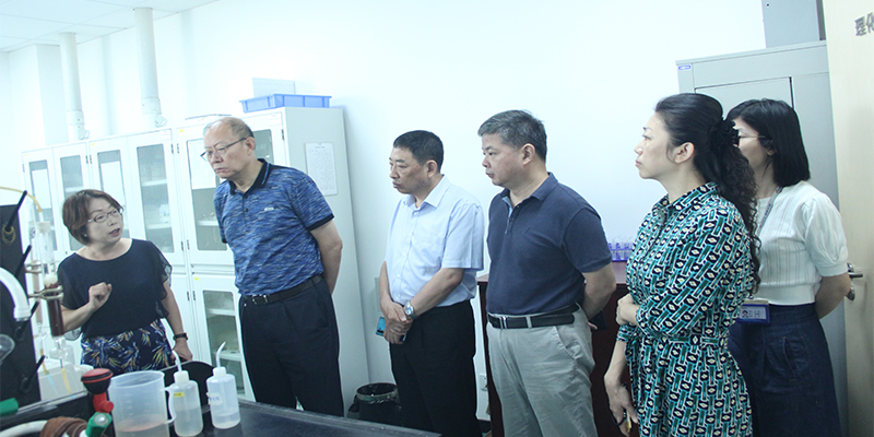 陜西省商務(wù)廳唐宇剛副廳長(zhǎng)一行訪(fǎng)問(wèn)藍(lán)曉科技 陜西省商務(wù)廳唐宇剛副廳長(zhǎng)一行訪(fǎng)問(wèn)藍(lán)曉科技