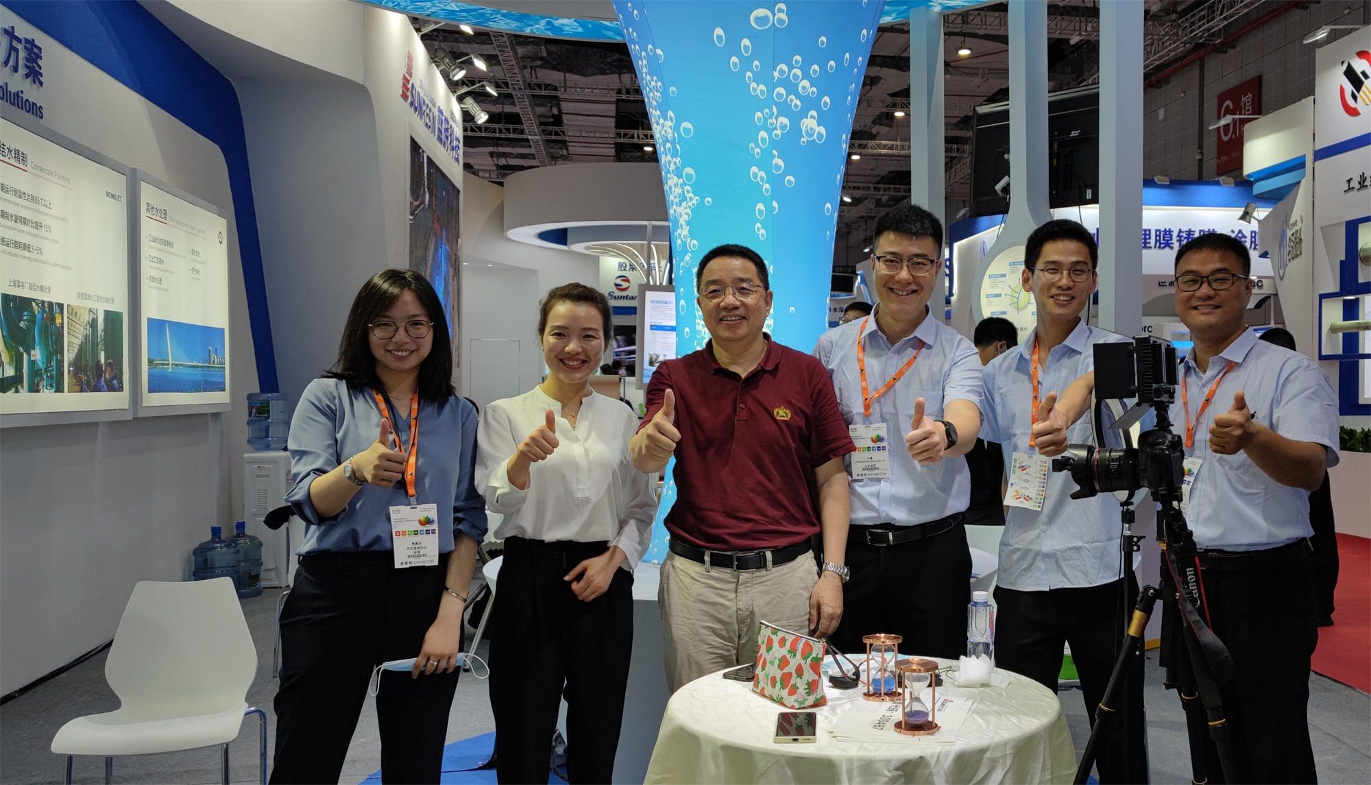 祝賀藍曉科技首場直播活動圓滿成功 祝賀藍曉科技首場直播活動圓滿成功