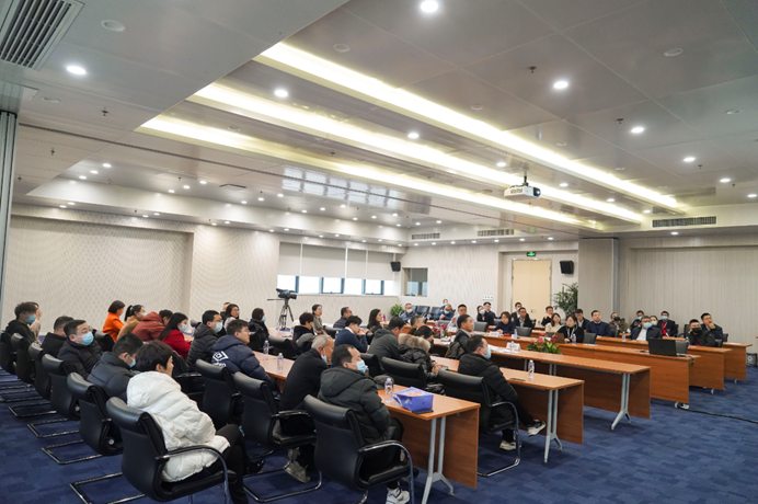 1639303342376154.png “陜西基金業(yè)協(xié)會聯(lián)合中原證券走進(jìn)上市公司—藍(lán)曉科技”2.png